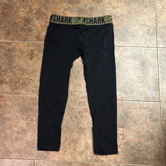 Gymshark black seamless capris - Picture 4 of 4